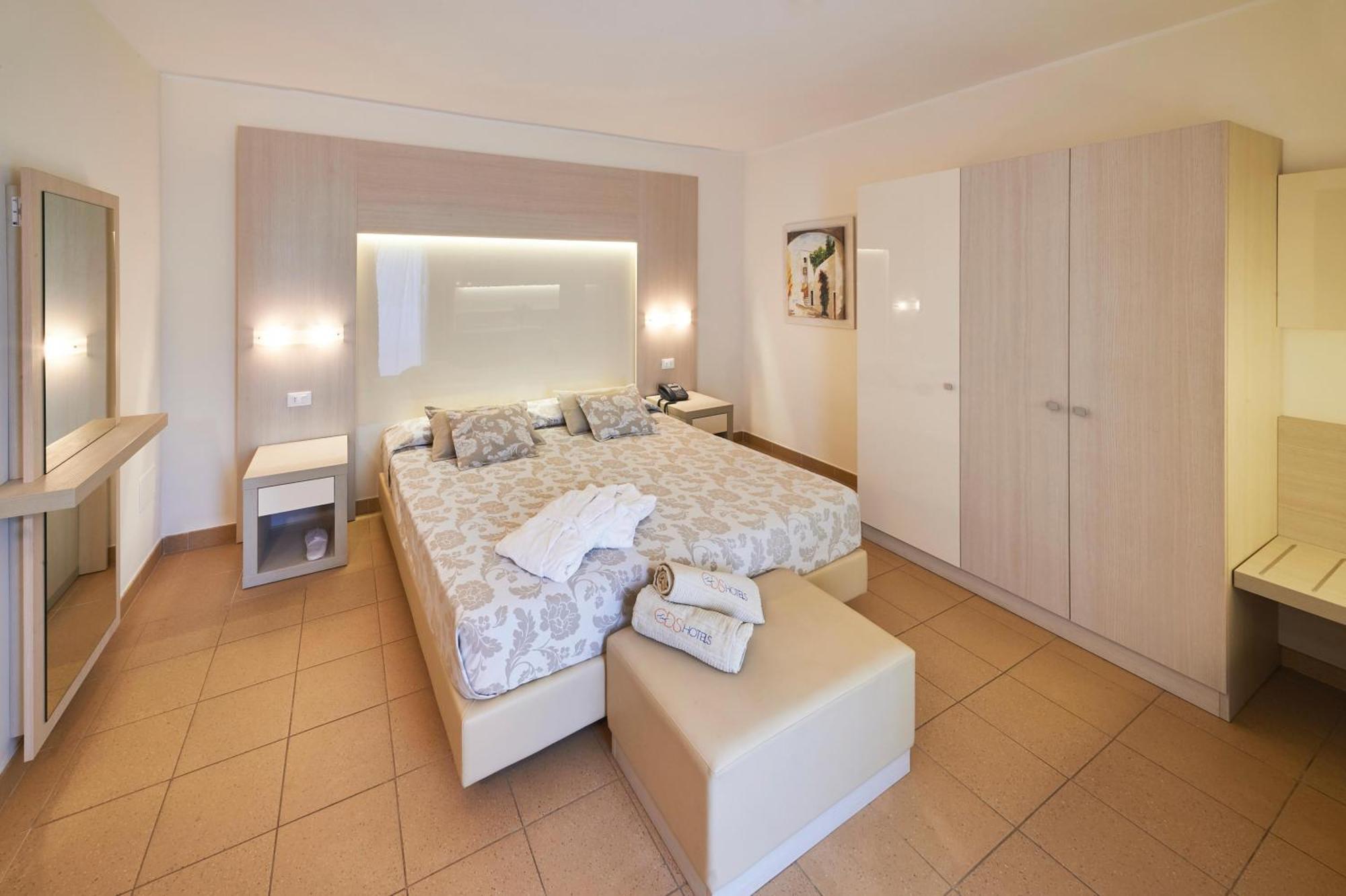 Riva Marina Resort - Cdshotels Carovigno Exteriér fotografie